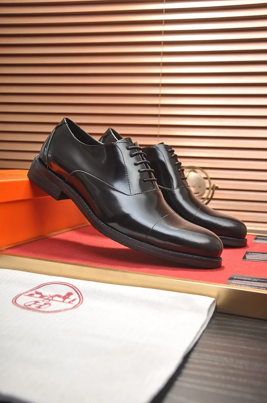 Men's shoes💰460💶[HERMES] (sheepskin lining)🍀Italian top luxury🍀He does not pursue novel styles and gorgeous colors, but attracts the favor of successful men with his flawless, elegant and classic style! This very, very comfortable, simple and stable style makes it easy to match any style! The pattern is absolutely 1:1 refined from the original case, and we strive for excellence in materials, imported cowhide + sheepskin lining💪💪💪extraordinary texture👍! .Black Brown Size: 38-45 (45 customized)
